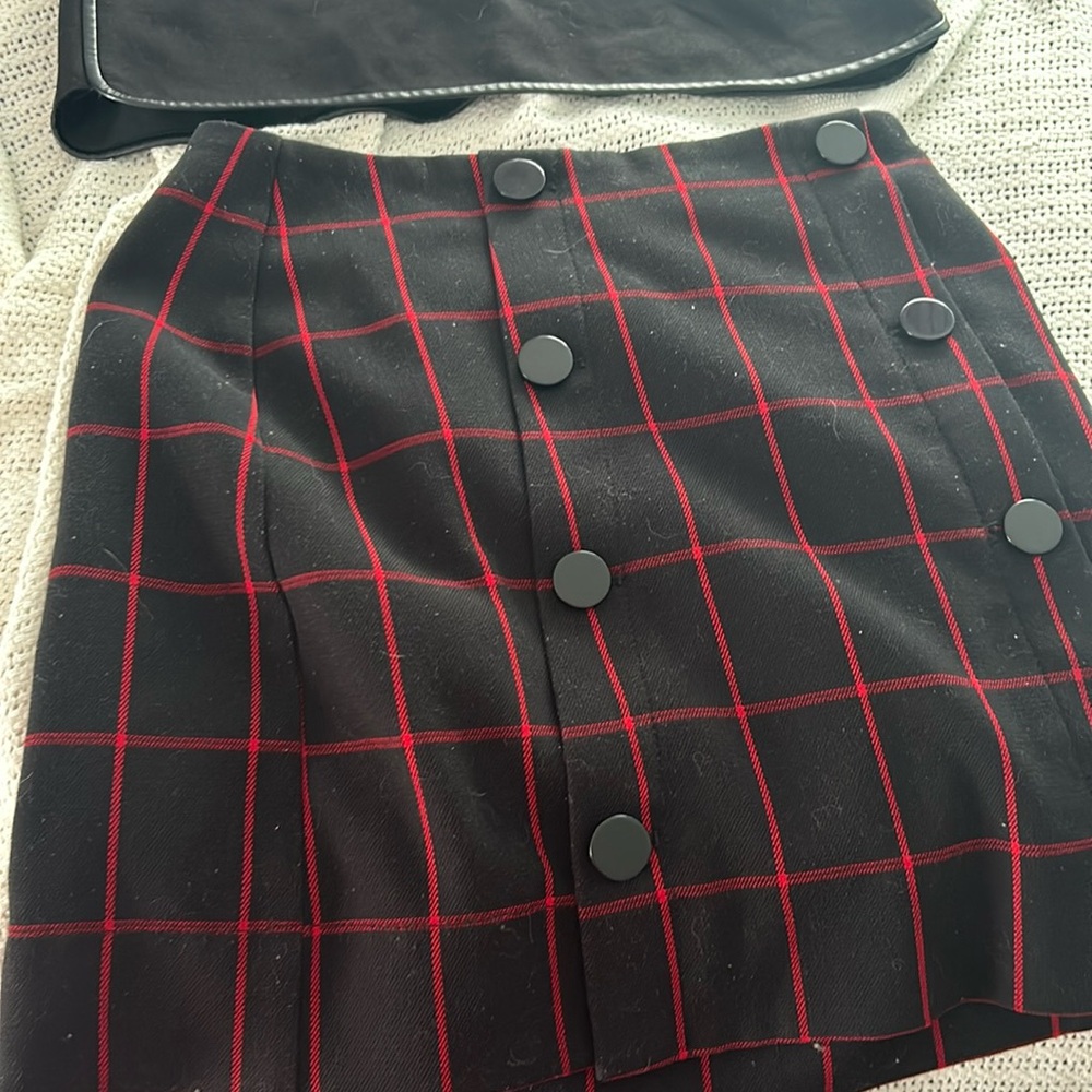 Selling two Size 6 skirts